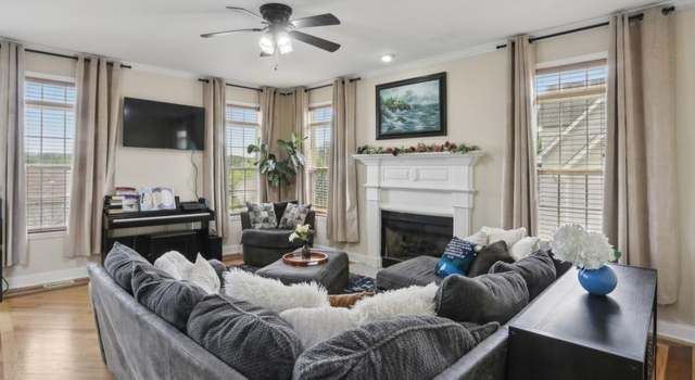 Photo of 1221 Fountain Head Ct, Lawrenceville, GA 30043