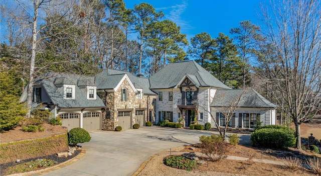 Photo of 571 Glen Eagles Cir SE, Marietta, GA 30067