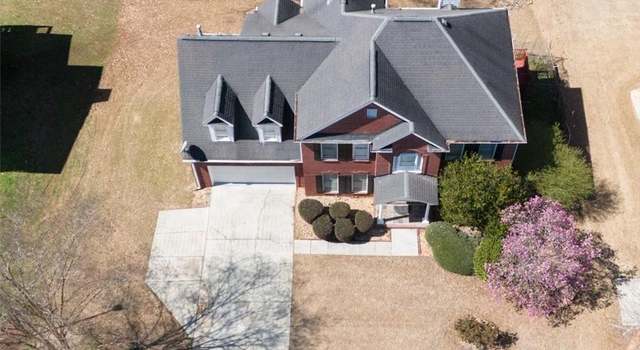 Photo of 100 Cross Creek Dr, Lilburn, GA 30047
