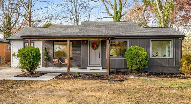 Photo of 1377 Dorothy Dr, Decatur, GA 30030
