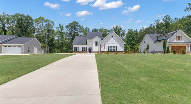 Photo of 147 Wolf Creek Cv, Lagrange, GA 30240