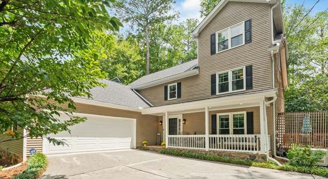 Photo of 450 W Spalding Dr, Atlanta, GA 30328