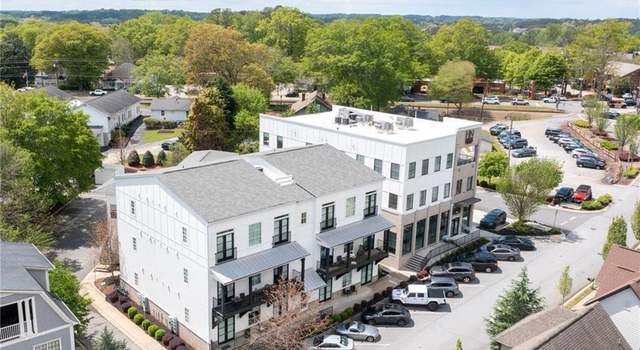 Photo of 160 Fowler St #100, Woodstock, GA 30188