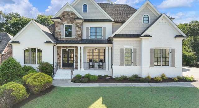 Photo of 1963 Skybrooke Ln, Hoschton, GA 30548