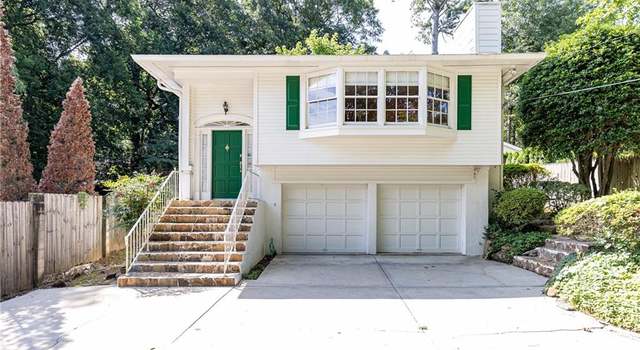 Photo of 746 Gladstone Rd NW, Atlanta, GA 30318