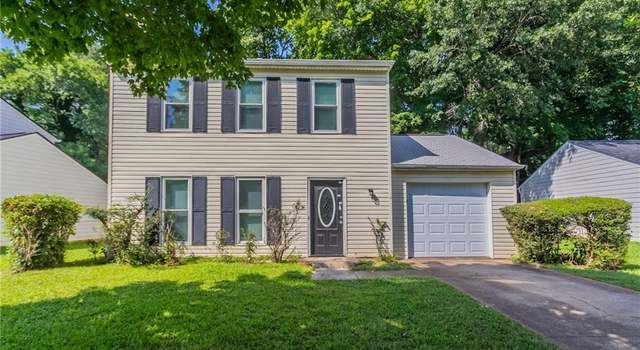Photo of 1377 Mill Lake Cir, Stone Mountain, GA 30088