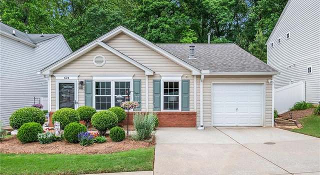 Photo of 624 Spanish Oak Dr, Acworth, GA 30102