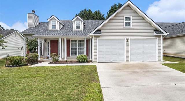 Photo of 7008 Glen Valley Way, Fairburn, GA 30213