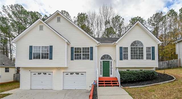 Photo of 6395 Cardiff Ln, Douglasville, GA 30134