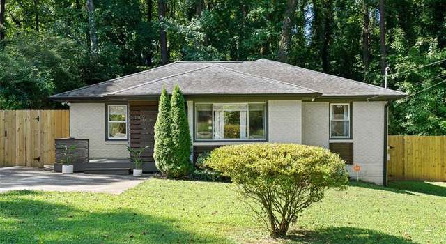 Photo of 1849 Valencia Rd, Decatur, GA 30032