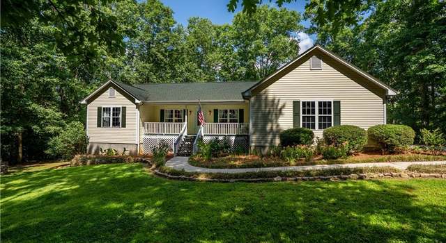 Photo of 5584 Northwoods Rd, Clermont, GA 30527