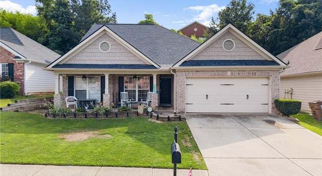 Photo of 2691 Bald Cypress Dr, Braselton, GA 30517