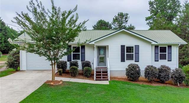 Photo of 6590 Bennett Rd, Cumming, GA 30041