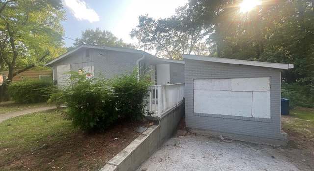 Photo of 366 Hamilton E Holmes Dr NW, Atlanta, GA 30318