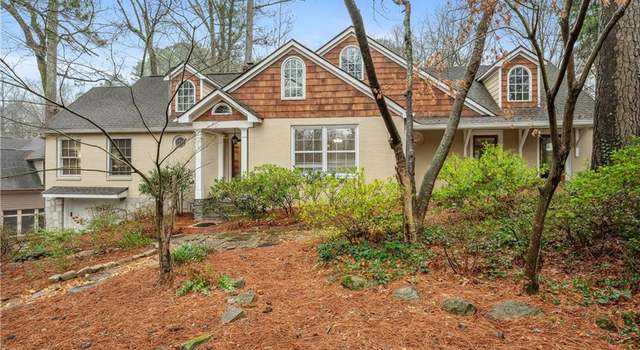 Photo of 105 Parkside Cir, Decatur, GA 30030