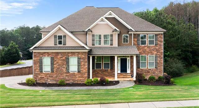 Photo of 20 Crimson Ct, Dallas, GA 30132