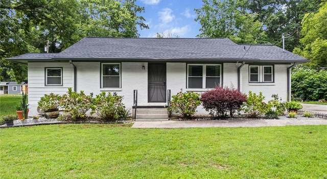 Photo of 5599 Redan Cir, Stone Mountain, GA 30088