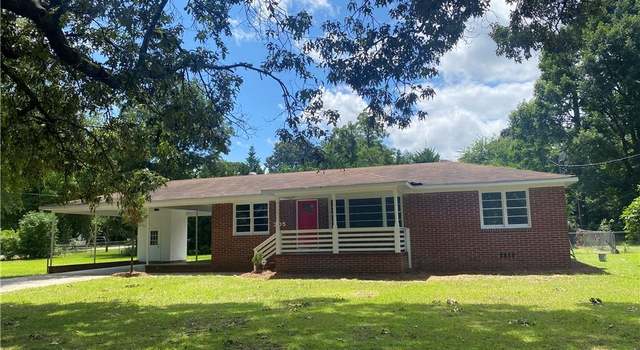 Photo of 305 Wellborn Rd, Warner Robins, GA 31088