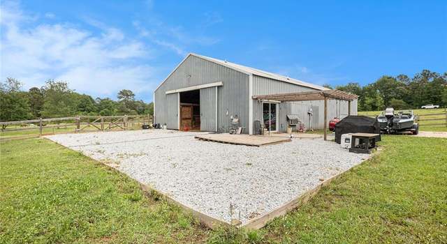 Photo of 3852 Woods Bridge Rd, Commerce, GA 30529