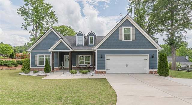 Photo of 21 E Field St, Newnan, GA 30263