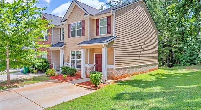 Photo of 2475 Piering Dr, Lithonia, GA 30038