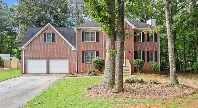 Photo of 292 Lakeview Ln, Hiram, GA 30141