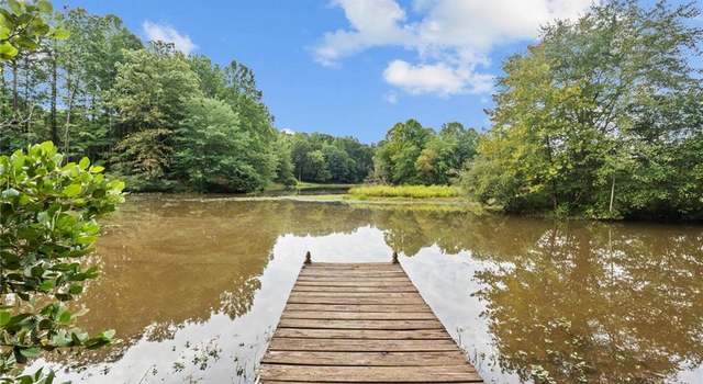 Photo of 292 Lakeview Ln, Hiram, GA 30141