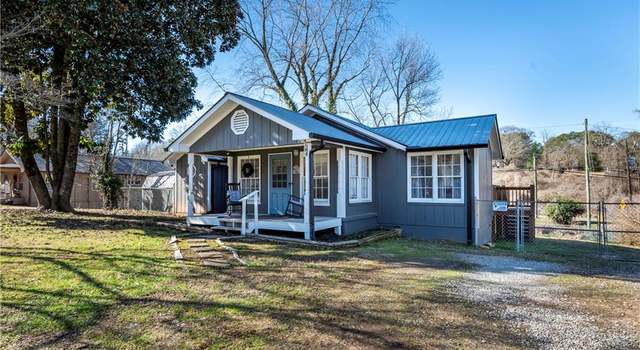 Photo of 984 S S Station St, Tate, GA 30177