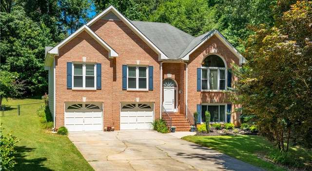 Photo of 2080 Ivy Ln, Cumming, GA 30041