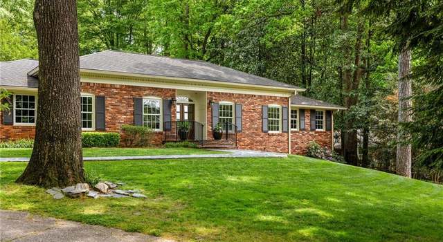 Photo of 4183 Paran Pines Dr NW, Atlanta, GA 30327