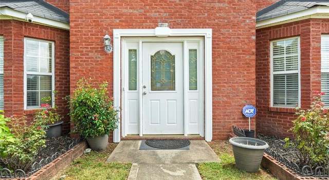 Photo of 977 Tara Bnd, Hampton, GA 30228