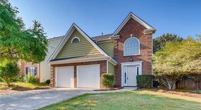 Photo of 13070 Crabapple Lake Dr, Roswell, GA 30076