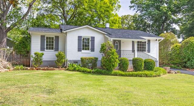 Photo of 1039 Ridgecrest Dr SE, Smyrna, GA 30080