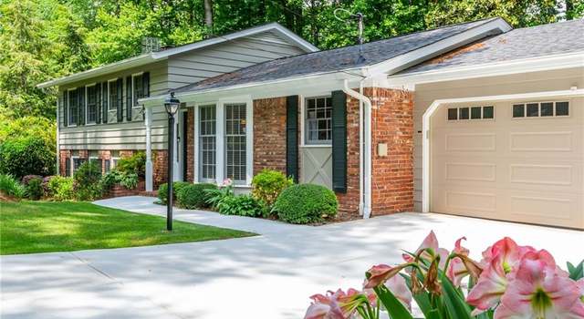 Photo of 6505 Whispering Ln, Atlanta, GA 30328
