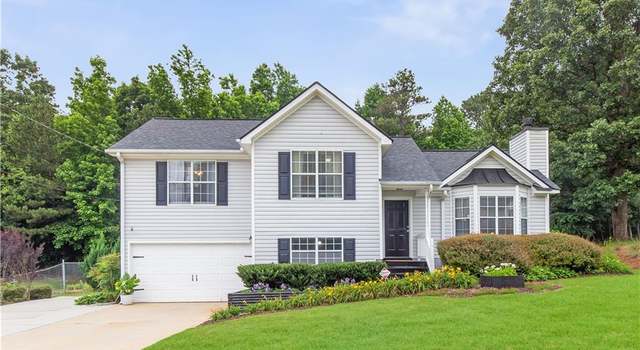 Photo of 7108 Hummingbird Ln, Winston, GA 30187