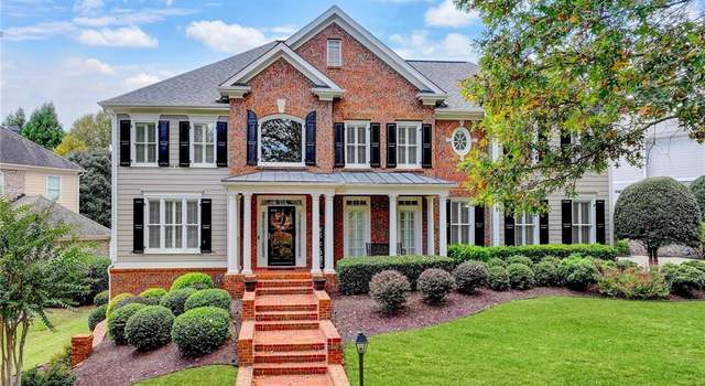 Photo of 973 Meadow Club Ct, Suwanee, GA 30024