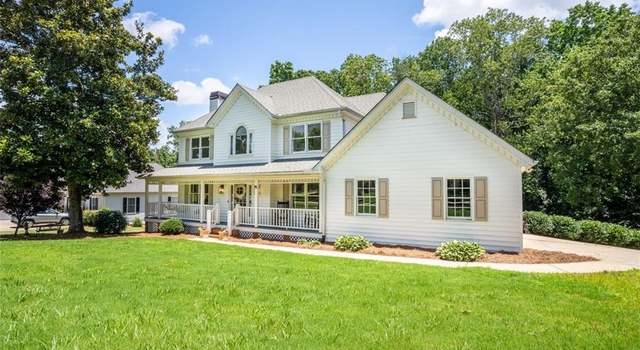 Photo of 3664 Maple Forge Ln, Gainesville, GA 30504
