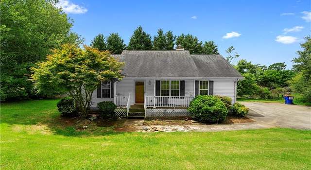 Photo of 6752 Stringer Rd, Clermont, GA 30527