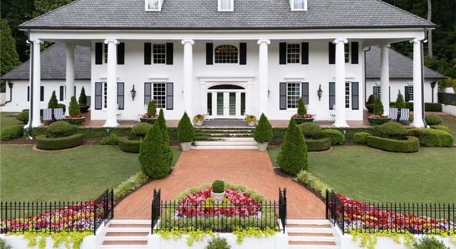 Photo of 1822 Chartwell Trce, Stone Mountain, GA 30087