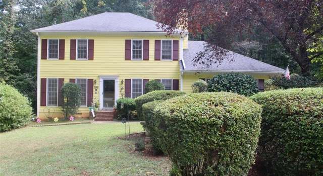 Photo of 150 Ashley Dr, Fayetteville, GA 30214