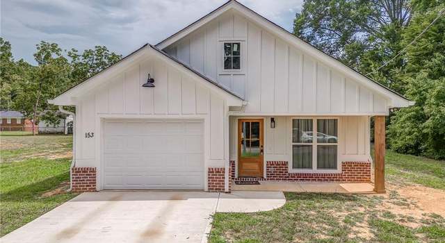 Photo of 153 Irwin St, Cedartown, GA 30125