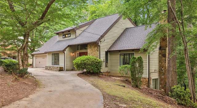 Photo of 6100 Blackwater Trl, Atlanta, GA 30328