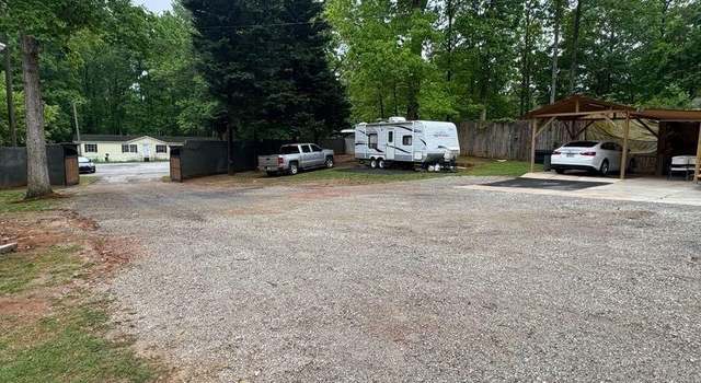 Photo of 208 Holiday Way, Carrollton, GA 30116