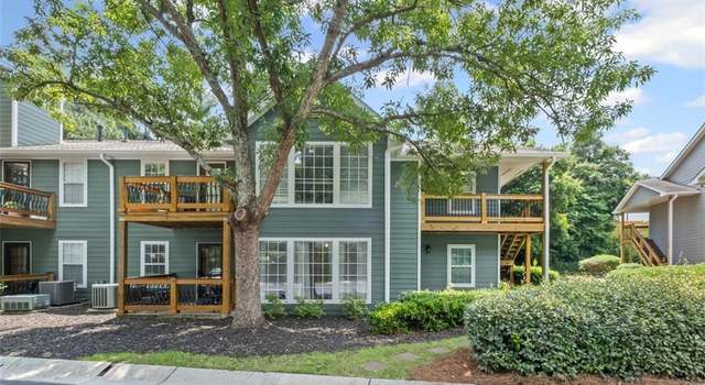 Photo of 202 Berkeley Woods Dr, Duluth, GA 30096