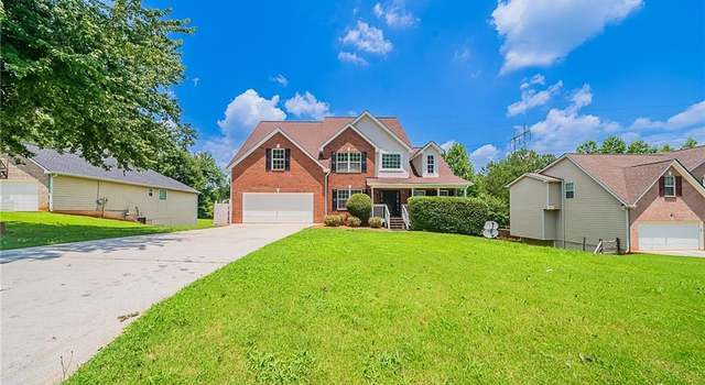 Photo of 3961 S River Ln, Ellenwood, GA 30294