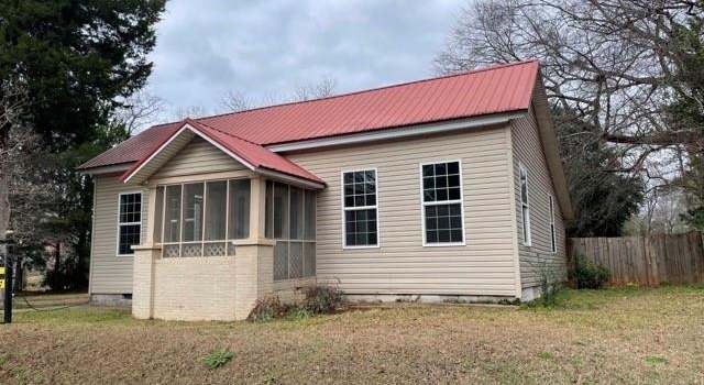 Photo of 651 E Broad St, Richland, GA 31825