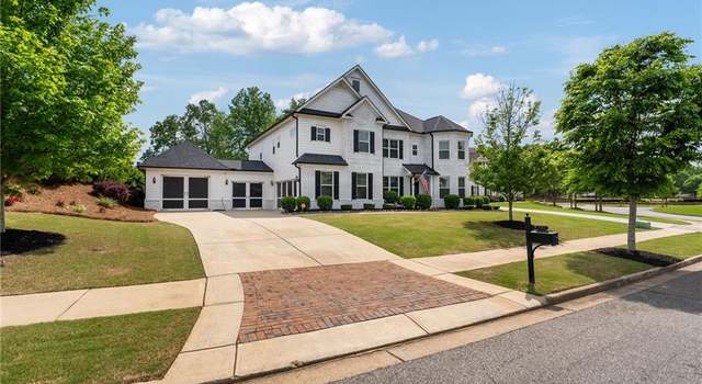 Photo of 721 Paint Horse Dr, Canton, GA 30115