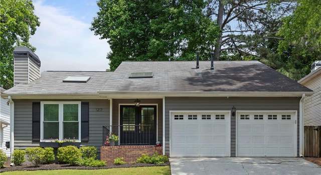 Photo of 1217 Club Walk Dr NE, Brookhaven, GA 30319