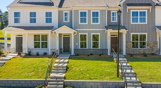 Photo of 6725 Leigh St, Flowery Branch, GA 30542