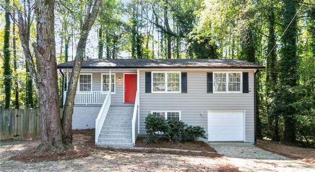 Photo of 852 Betty Ln, Stone Mountain, GA 30083